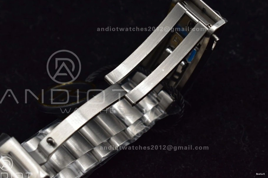 A2824 Seamaster Bracelet Blue Best 1:1 White 6000M Dial Ceramic SS SS TF Deep Ultra Edition on Bezel 0105